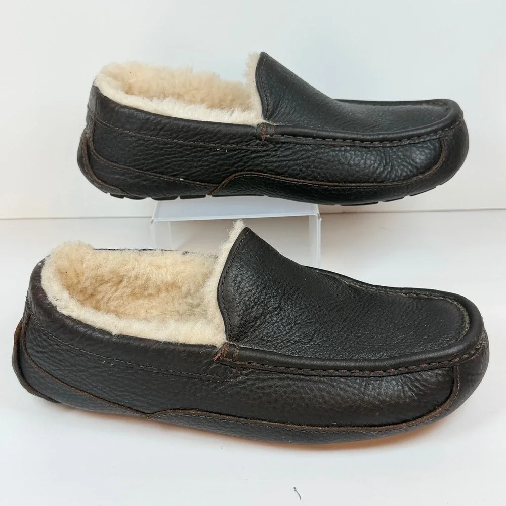 UGG Mens Ascot Driving 9EEE Pebble Grain Leather Shearling Brown Loafer 5379W